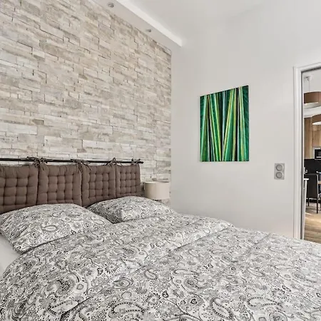 Appartement 03 Tour Eiffel Pour 7 Personnes *