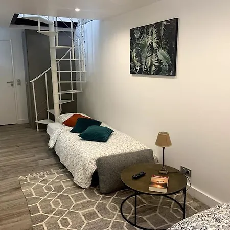 Appartement 03 Tour Eiffel Pour 7 Personnes Paris
